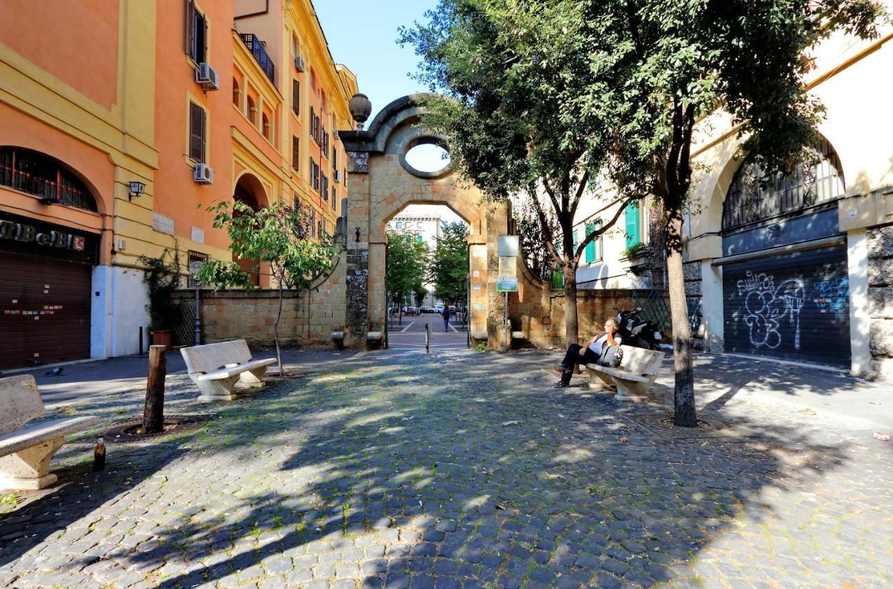 Via Andrea Doria *
